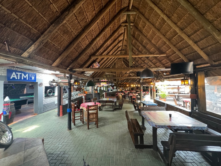 Commercial Property for Sale in Hartbeesfontein North West